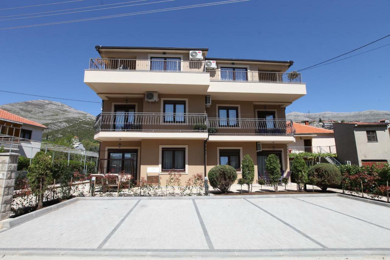 Luxury Apartments Tasa Trebinje Eksteriør billede
